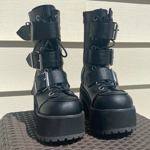 demonia ranger 308 platform boots